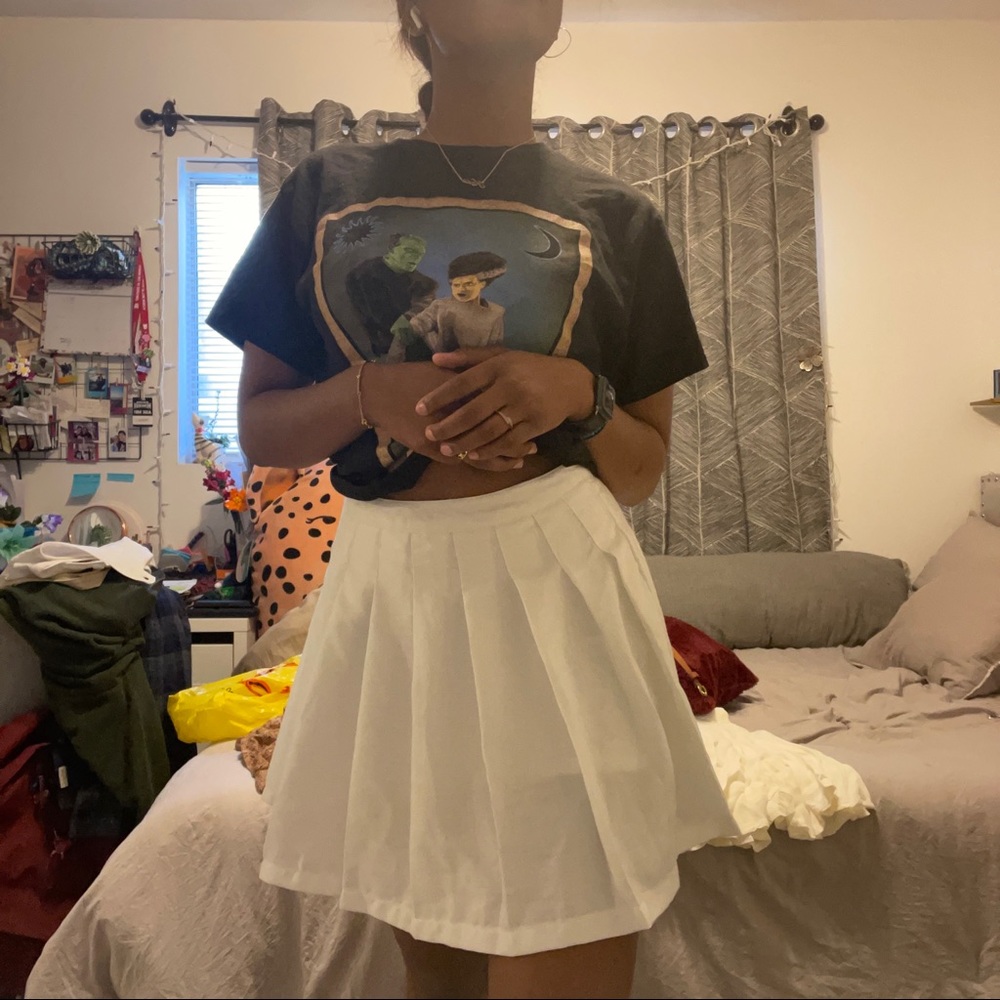 White Pleaded Skirt